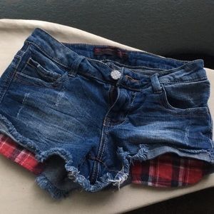 Jean Shorts with Plaid Pockets